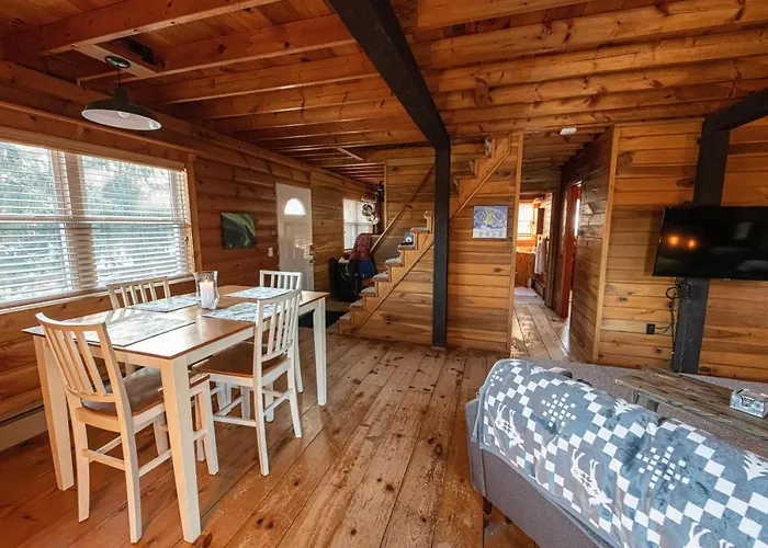 Elk Mountain Ski Resort: Home On 21 Acres