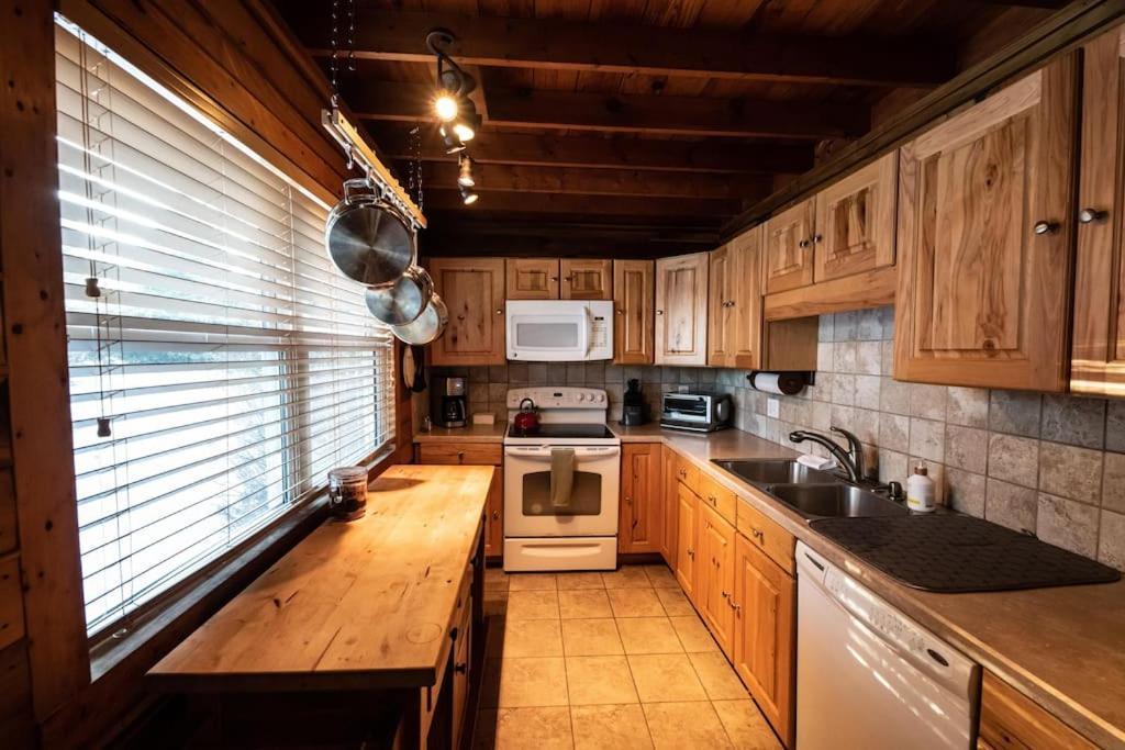 Holiday home Elk Mountain Ski Resort: On 21 Acres *